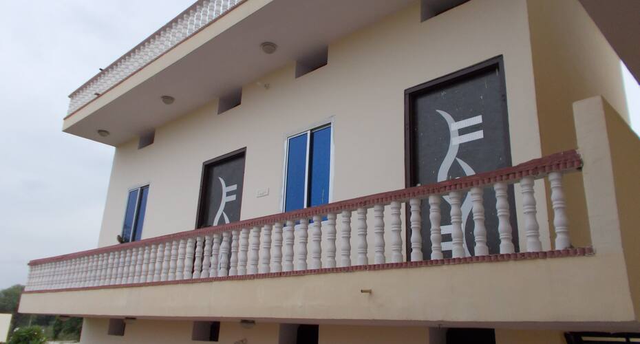 Hotel Kingway, Sikar 4